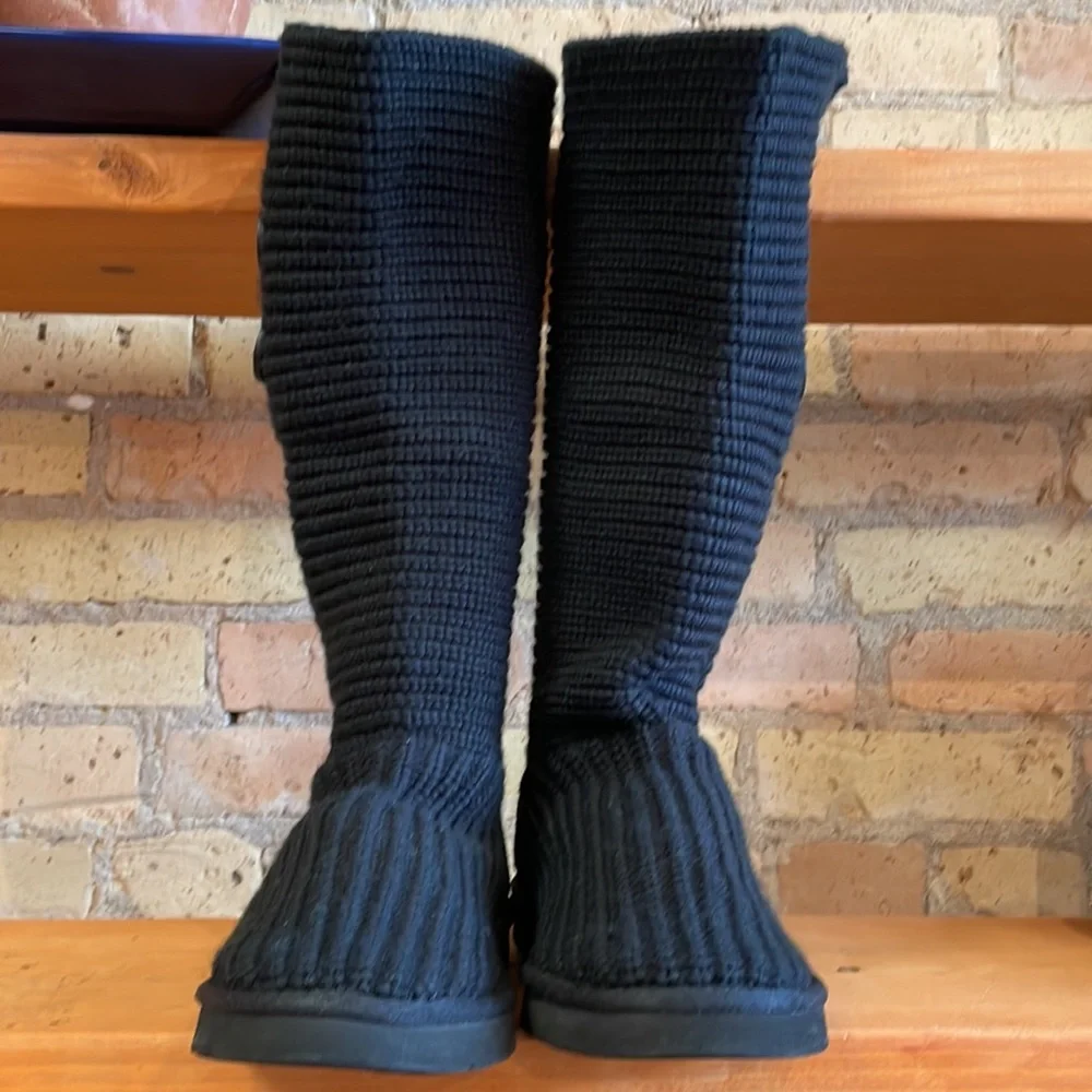 UGG Black Knit Winter Boots - Picture 2 of 8